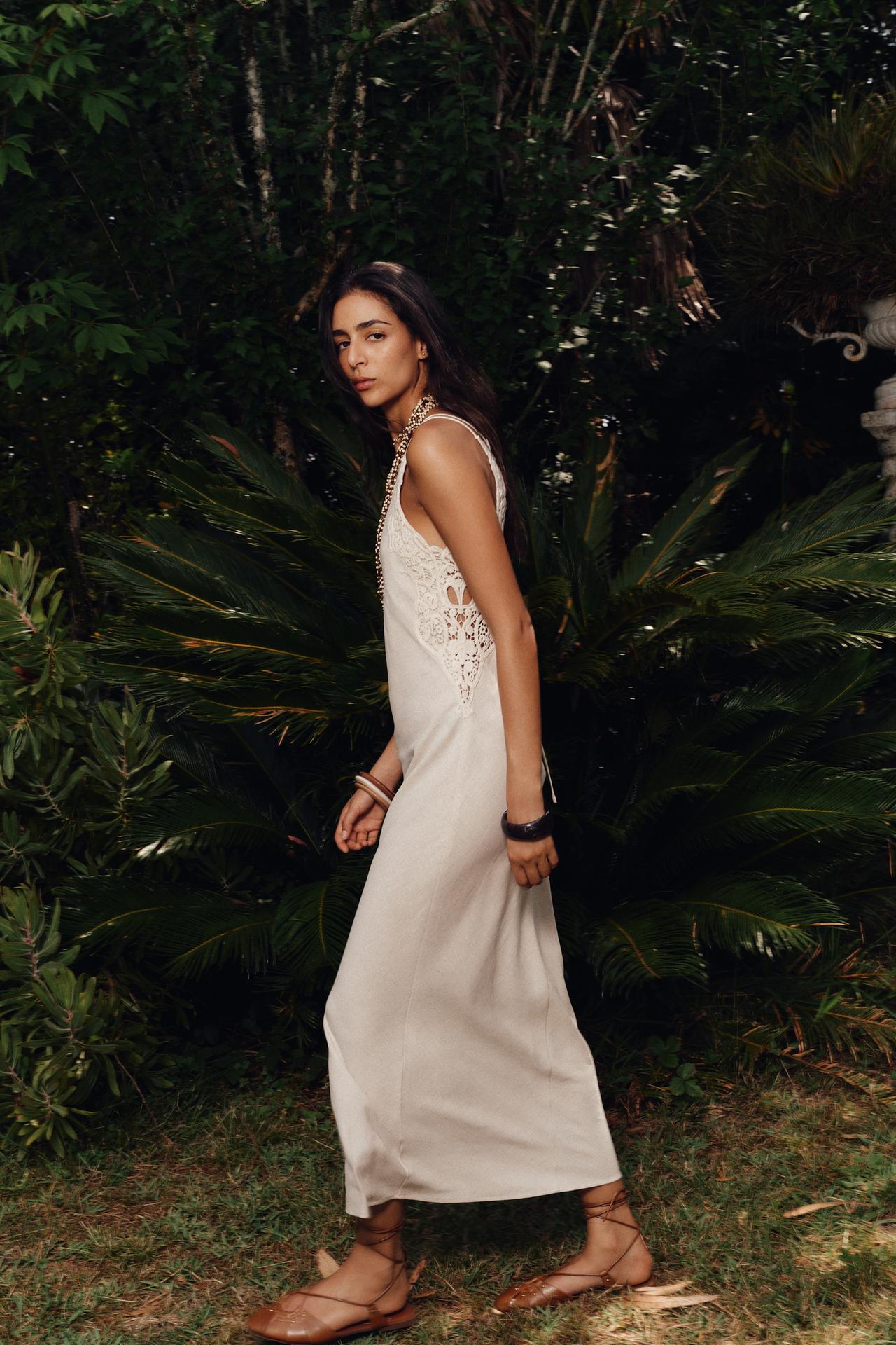 JACINTA - VESTIDO MIDI CON CUELLO HALTER