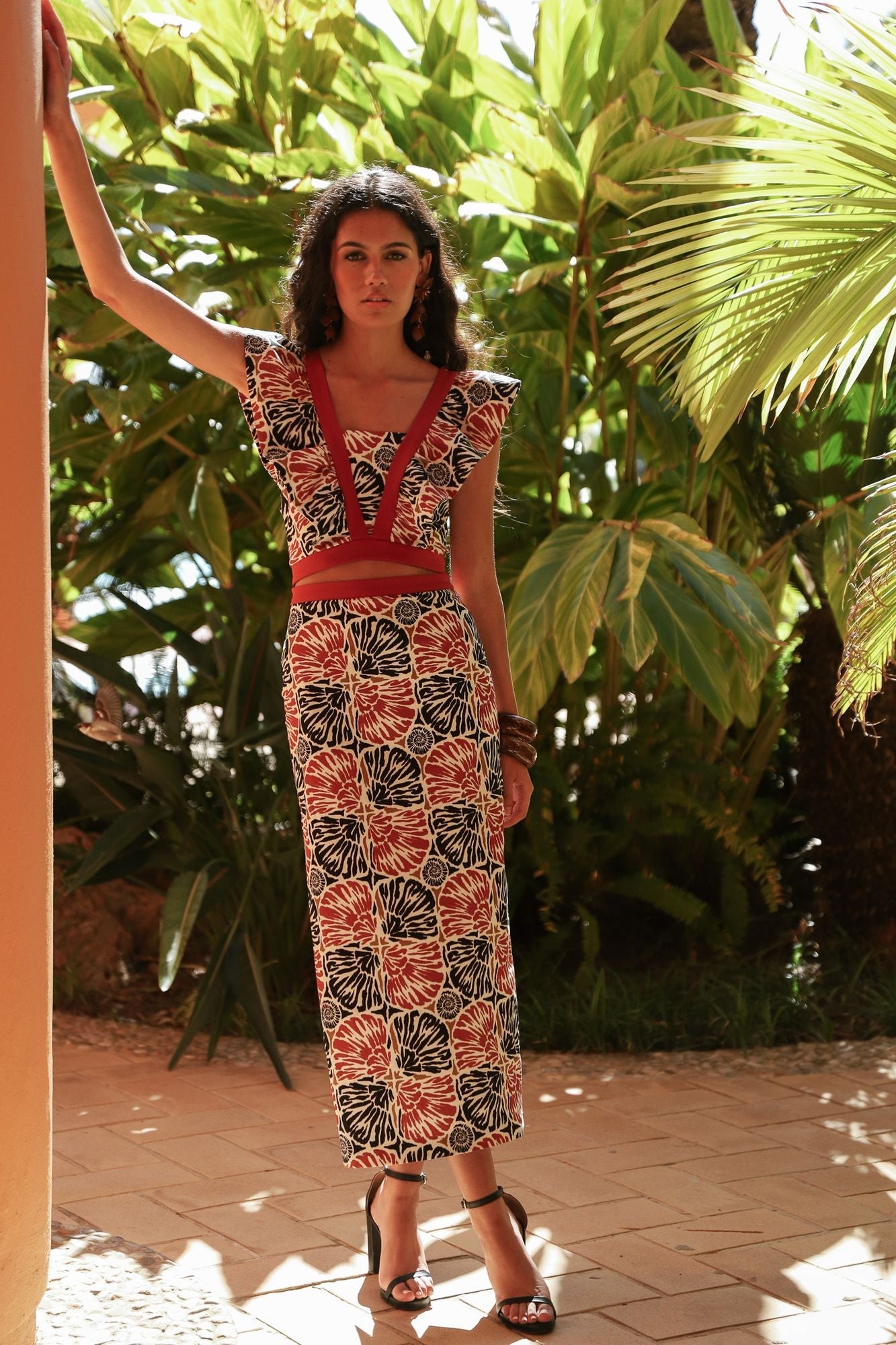 LORENA - VESTIDO MIDI CON ESCOTE CUADRADO