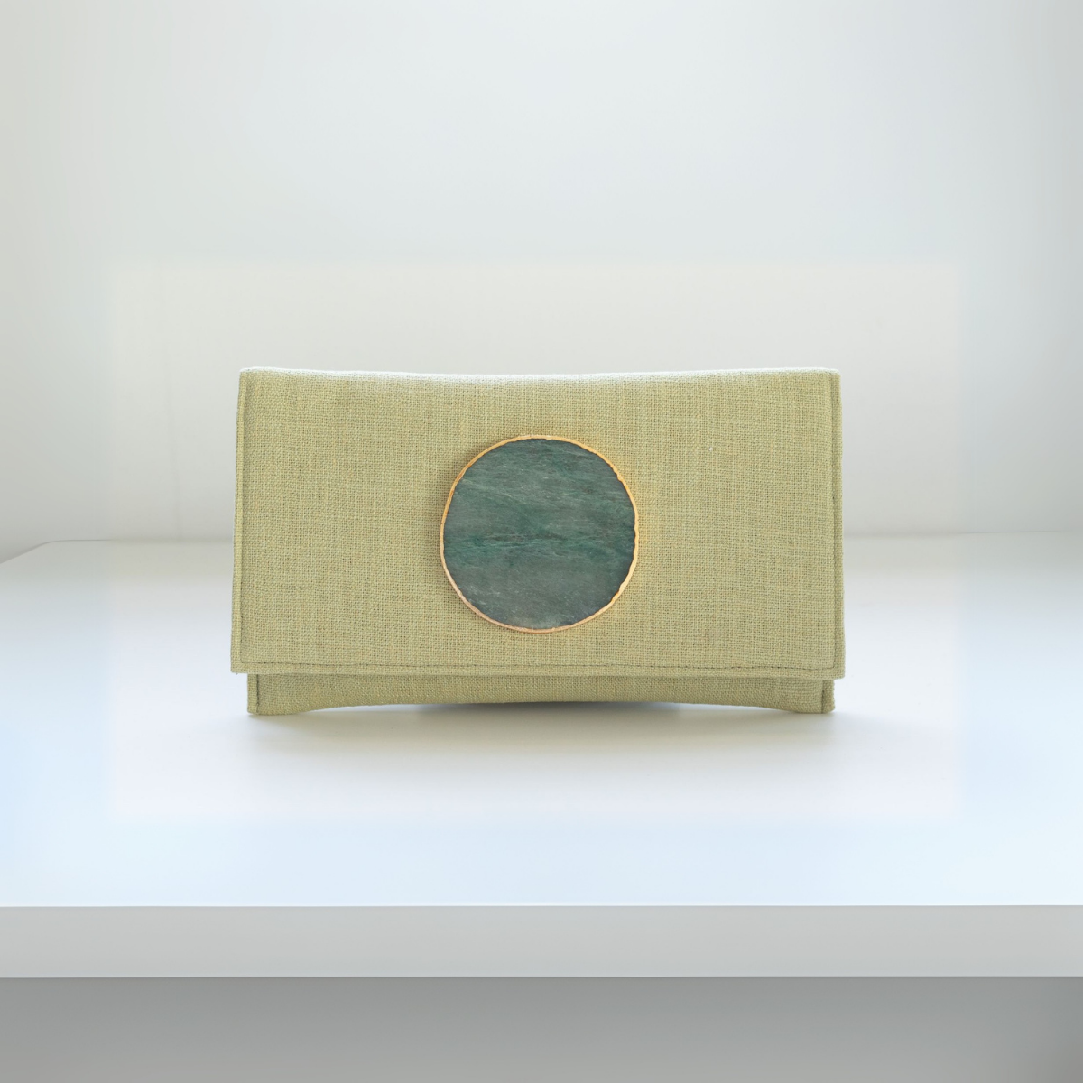 CARTERA LAURA - LINO VERDE CON PIEDRA NATURAL